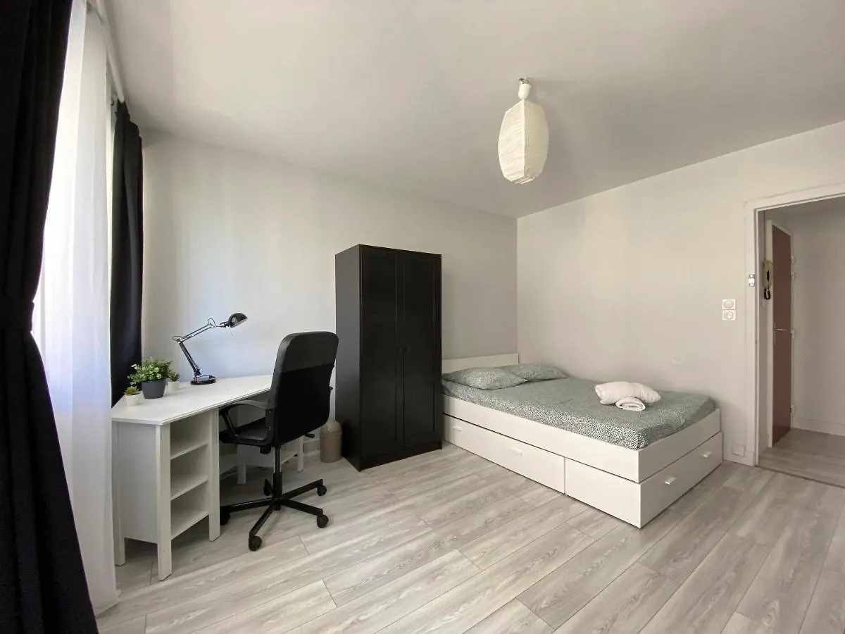 Lejlighed Cosy, Spacieux Avec 3 Chambres Et Espaces De Travail - Pres Bas Clermont-Ferrand