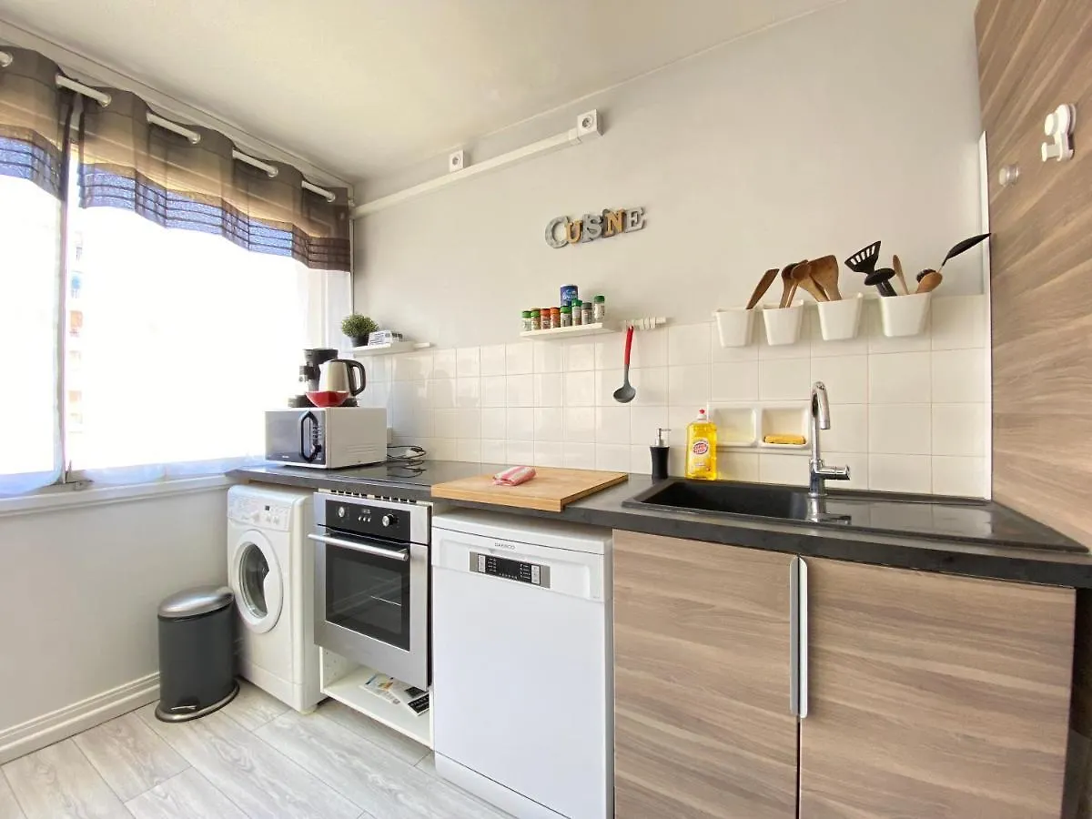 Cosy, Spacieux Avec 3 Chambres Et Espaces De Travail - Pres Bas Clermont-Ferrand Lejlighed