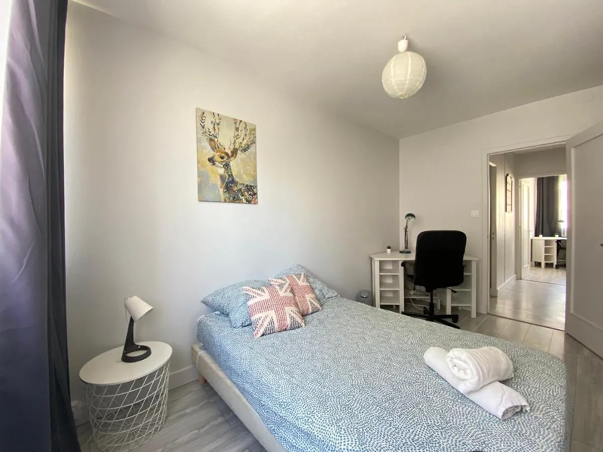 Cosy, Spacieux Avec 3 Chambres Et Espaces De Travail - Pres Bas Clermont-Ferrand Lejlighed