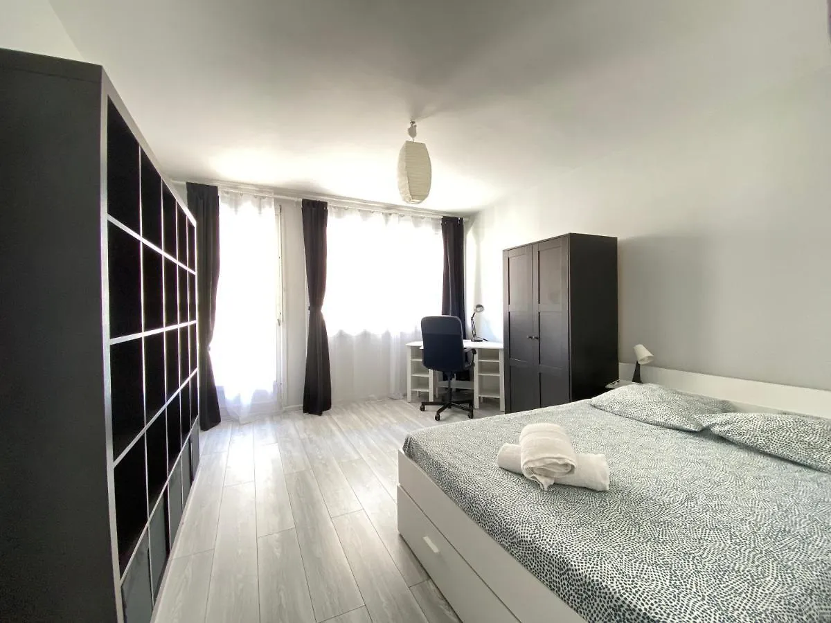 Cosy, Spacieux Avec 3 Chambres Et Espaces De Travail - Pres Bas Clermont-Ferrand 0*,